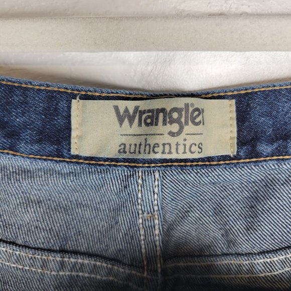 Wrangler Authentics Men's Size 40 x 29 Jeans - Picture 4 of 5